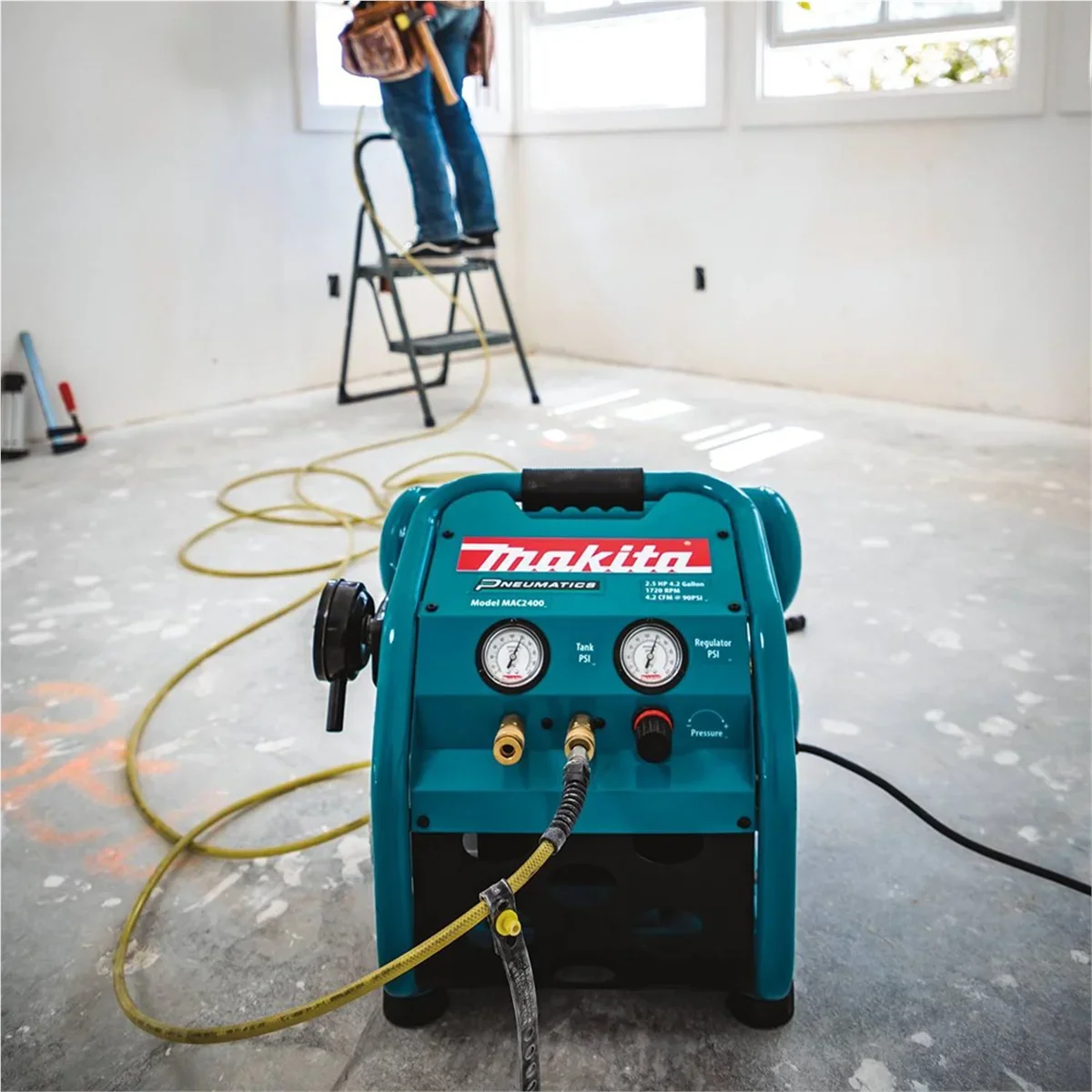 Makita 2.5 HP Big Bore Air Compressor - Twin Stack