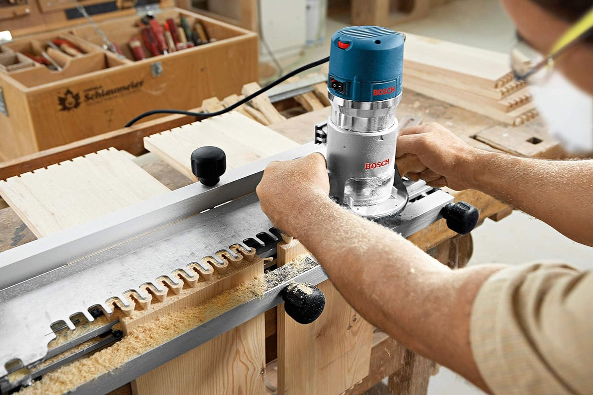12-Amp 2.25 HP Variable-Speed Router Combo Kit with Plunge Router and Fixed Base