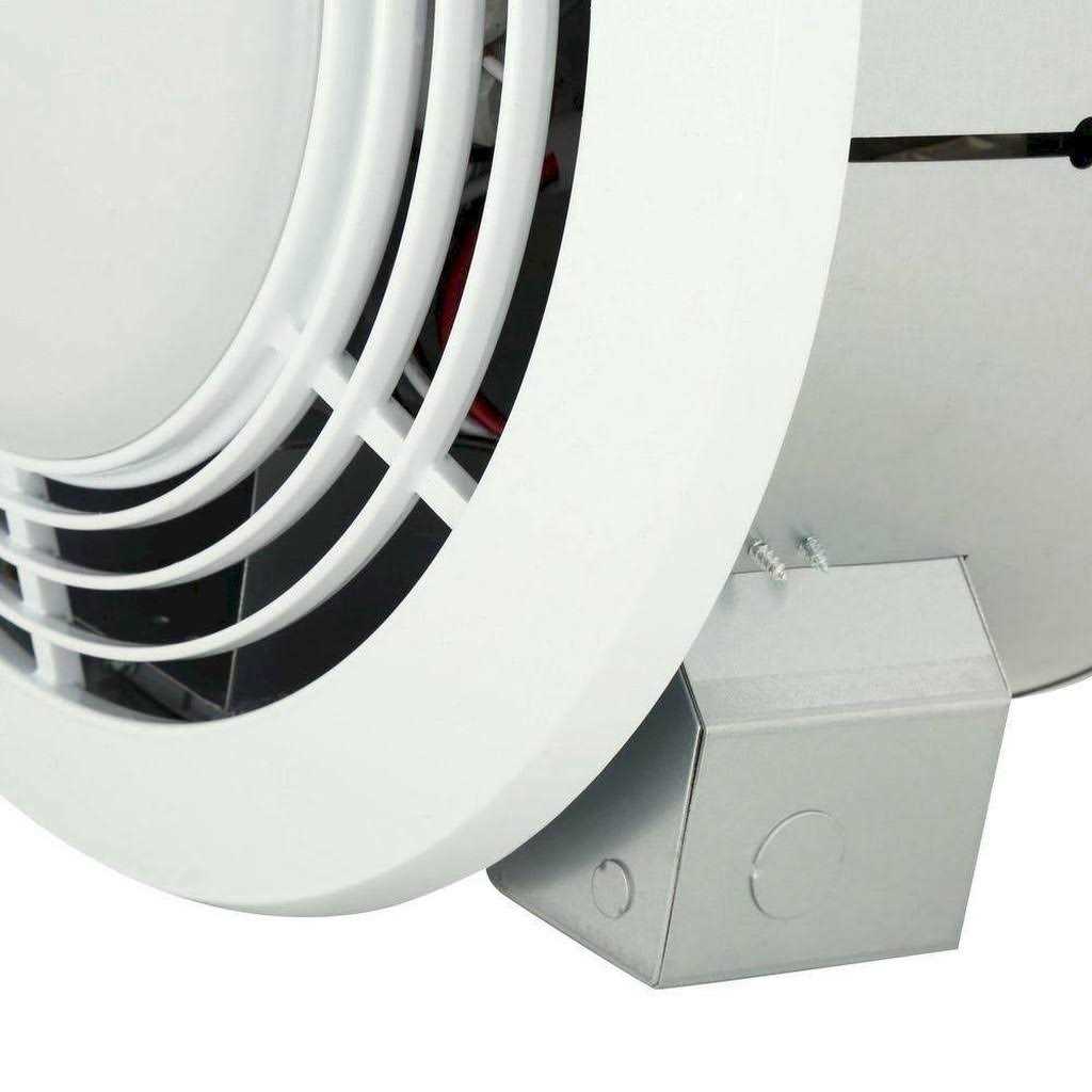 NuTone Bathroom Heater Fan Light 1500W 70 CFM - 9093WH